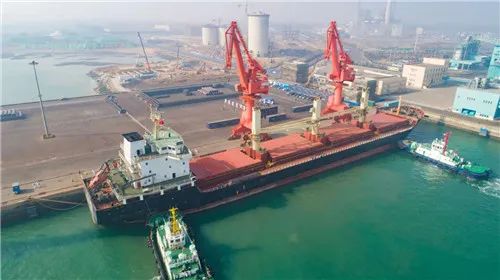 山東輪胎“海外倉(cāng)”啟用 雙星、昊華、永盛、金宇等企業(yè)3萬(wàn)方輪胎直達(dá)阿聯(lián)酋