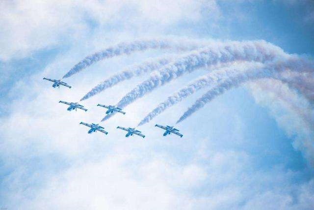 成為航空航天、國(guó)防軍工、智能制造等領(lǐng)域不可或缺的先進(jìn)高性能材料。