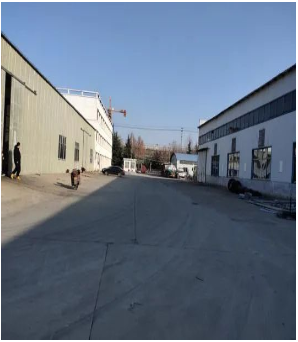 2月4日，山東新輪輪胎有限公司、肥城市新陶橡膠有限公司名下土地、房產(chǎn)及地上附屬物公開拍賣