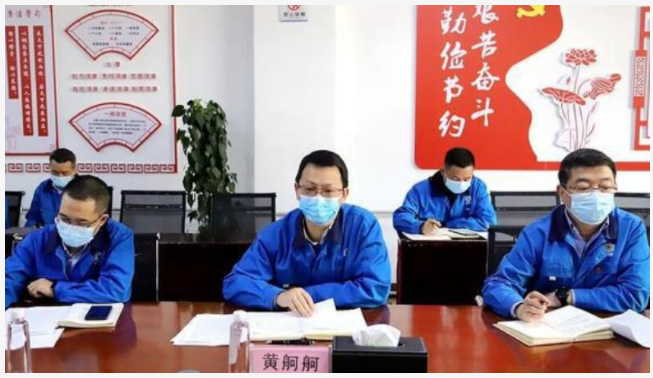 　修文縣工信局、財政局等負責人，對該公司當前需要解決的問題做出回應。