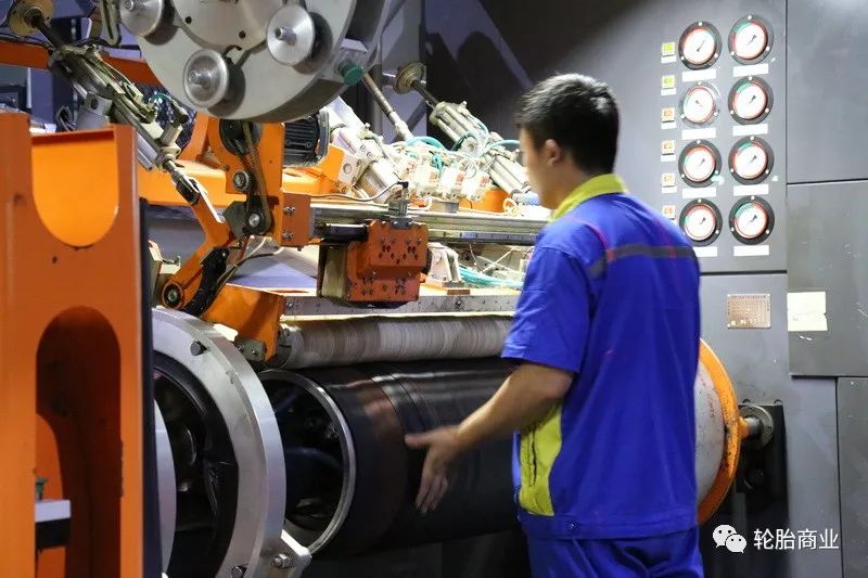 隨著零部件以及原材料供應(yīng)鏈逐步趨緊，北美商用車制造正在經(jīng)歷暴擊!