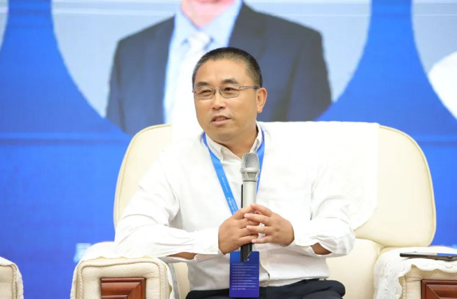 廣東省涂料行業(yè)協(xié)會會長、展辰新材料集團股份有限公司董事長陳冰
