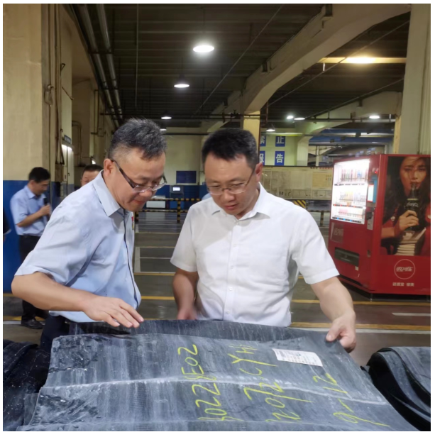 輪胎公司治理整改，副市長現(xiàn)場調(diào)度