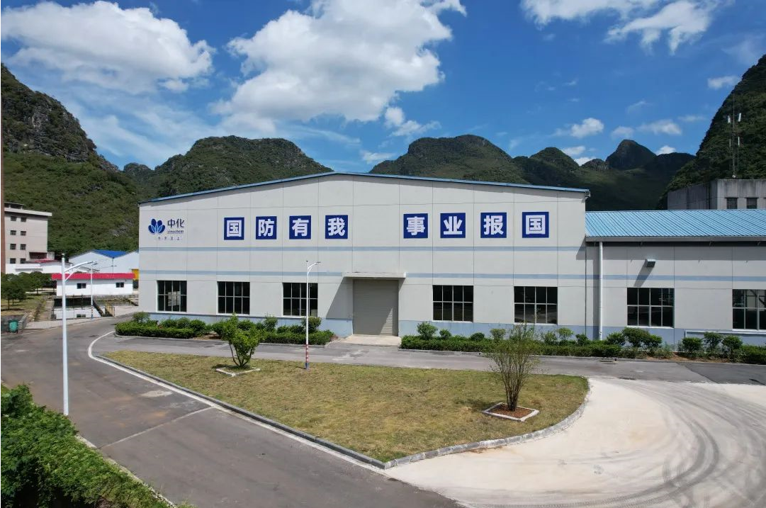 曙光院是國家高新技術(shù)企業(yè)，是國內(nèi)特種輪胎行業(yè)領(lǐng)軍企業(yè)