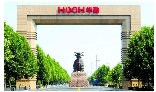 全國(guó)工商聯(lián)公布了“2022中國(guó)民營(yíng)企業(yè)500強(qiáng)”榜單。京東集團(tuán)、阿里巴巴(中國(guó))有限公司、恒力集團(tuán)有限公司分列榜單前三。
