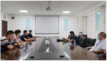 東營市工信局領(lǐng)導(dǎo)蒞臨萬達耐斯特炭黑公司調(diào)研督導(dǎo)疫情防控及生產(chǎn)經(jīng)營工作
