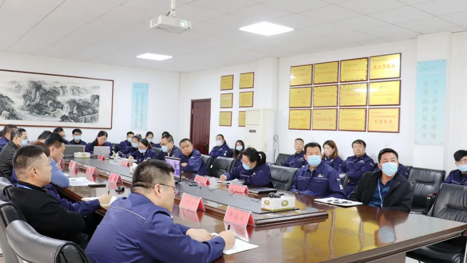 　首次會(huì)議上，審核專(zhuān)家通過(guò)遠(yuǎn)程視頻對(duì)此次認(rèn)證審核的要求及審核計(jì)劃作了說(shuō)明。本次審核覆蓋公司質(zhì)量管理體系的所有過(guò)程。
