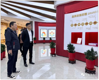 當日下午，王耀一行專程走訪黑貓股份重要合作伙伴江蘇通用科技股份有限公司。