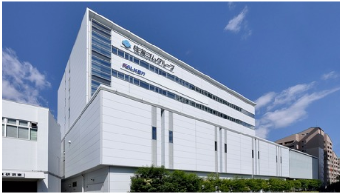 　11月9日，住友橡膠公布的第三季度財(cái)報(bào)顯示，公司銷售額同比增長(zhǎng)24%的同時(shí)，營(yíng)業(yè)利潤(rùn)為負(fù)27億日元(折合-1.3億人民幣)其中輪胎銷售虧損43億日元(折合-2.1億人民幣)。