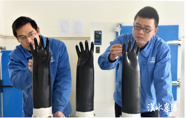 橡企助力，神舟十五號(hào)飛船發(fā)射成功！