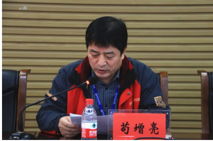 集團精益研究院執(zhí)行院長閆圣利做了2023年管理思路分享。