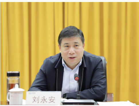 棗礦橡膠公司召開2023年工作會議暨2022年度總結(jié)表彰會議。