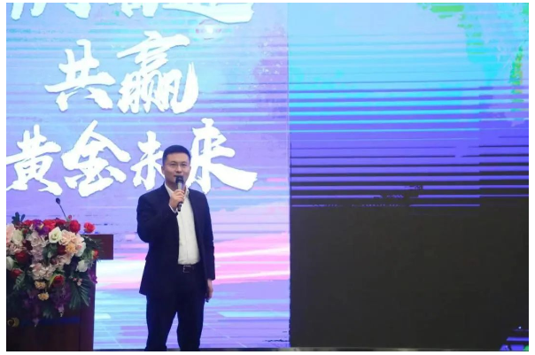 銷售中心中國戰(zhàn)區(qū)PCR魯豫區(qū)總經(jīng)理、集團(tuán)辦公室主任孫華北講話