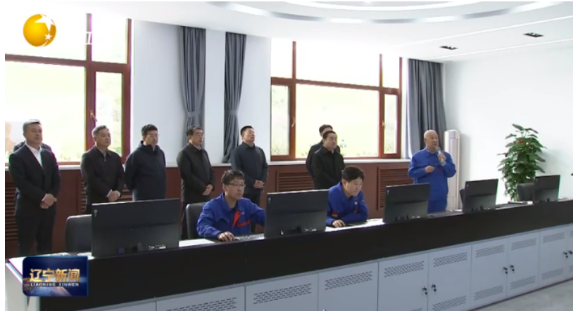 聽完匯報，郝鵬充分肯定了浪馬輪胎這些年堅持高品質(zhì)、特色化、差異化發(fā)展之路，并要求浪馬輪胎繼續(xù)奮斗，為遼寧全面振興新突破貢獻力量。同時，他表示鼓勵企業(yè)對標世界先進水平，激發(fā)改革創(chuàng)新活力，千方百計搶占更多國內(nèi)外市場，向著建設(shè)世界一流輪胎企業(yè)目標邁進。