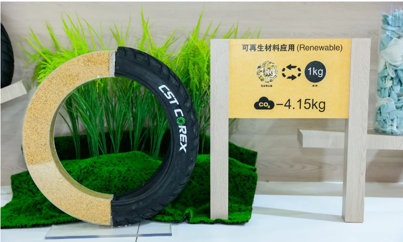 為適應(yīng)電動助力車市場的需求，正新將ESG永續(xù)材料技術(shù)應(yīng)用到了適配E-MOPED的輪胎產(chǎn)品CST COREX中，使得輪胎更輕量化、更環(huán)保。該產(chǎn)品采用輕量化60TPI膚邊胎體設(shè)計，使輪胎重量減輕15%，每條輪胎可減少0.72KG的CO2排放，同時輪胎的滾動阻力降低10%以上。采用稻谷殼白煙配方，每條輪胎可減少1.07KG CO2排放。