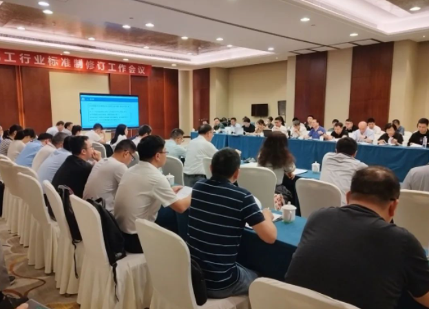 這次工作組會(huì)議的成功召開為后續(xù)標(biāo)準(zhǔn)制修訂工作的順利開展奠定了基礎(chǔ)。會(huì)后，標(biāo)委會(huì)秘書處將組織相關(guān)人員進(jìn)行驗(yàn)證試驗(yàn)工作，并完成征求意見稿的編制工作。預(yù)計(jì)標(biāo)委會(huì)秘書處將于9月或10月召開第二次工作組會(huì)議，根據(jù)驗(yàn)證試驗(yàn)結(jié)果和征求意見反饋情況，討論確定標(biāo)準(zhǔn)的技術(shù)內(nèi)容，形成標(biāo)準(zhǔn)送審稿。