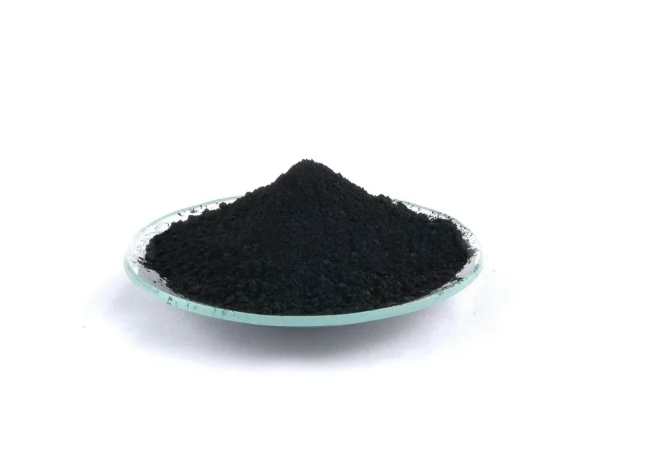 華泰證券近期發(fā)布的報告指出，導(dǎo)電炭黑作為鋰電池的重要輔材，其在新能源汽車領(lǐng)域的需求不斷增長，因此其全球市場前景廣闊。預(yù)計到2027年，導(dǎo)電炭黑市場空間將達到約76億元。