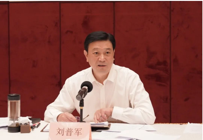 中國(guó)涂料工業(yè)協(xié)會(huì)會(huì)長(zhǎng)工作會(huì)議于8月2日在上海成功召開