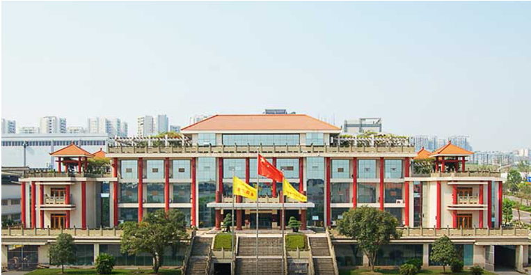 重慶鴿牌電線電纜有限公司是一家具有悠久歷史的企業(yè)，起源可以追溯到1956年。其前身為重慶市兩大國有電線電纜生產(chǎn)企業(yè)重慶電線總廠和重慶電纜廠。這兩家企業(yè)的合并為鴿牌奠定了堅實的基礎(chǔ)，而且還創(chuàng)下了重慶第一根電線的里程碑。
