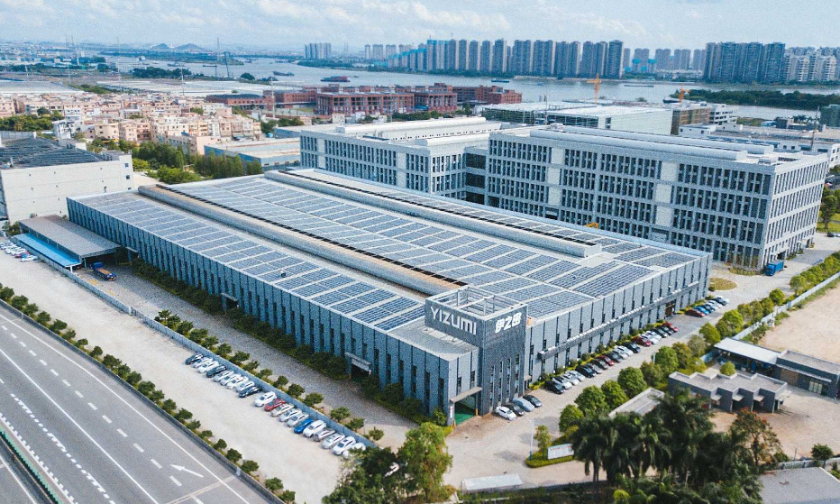 伊之密發(fā)布2023年半年度報告，報告期內(nèi)，伊之密實現(xiàn)營業(yè)收入19.61億元，同比增長2.14%。實現(xiàn)歸屬于上市公司股東的凈利潤2.51億元，同比增長4.73%。實現(xiàn)歸屬于上市公司股東的扣除非經(jīng)常性損益的凈利潤2.42億元，同比增長9.92%?；久抗墒找?.54元。