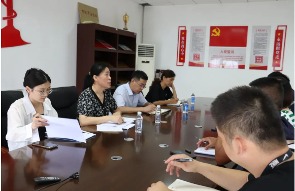 墾利區(qū)商務(wù)局副局長楊立海表示對公司的發(fā)展前景表示肯定，并承諾在今后的工作中，該局將持續(xù)與企業(yè)保持緊密的溝通與合作，提供政策支持，確保各項工作得以順利實施，共同營造穩(wěn)健、健康的發(fā)展環(huán)境。
