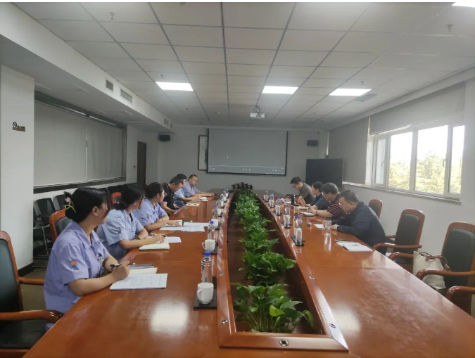此次調(diào)研的重點(diǎn)企業(yè)包括東營市的華盛輪胎集團(tuán)、昌豐輪胎、金宇輪胎、永盛橡膠、方興輪胎和中一橡膠，濰坊市的昊華輪胎、躍龍橡膠、銀寶輪胎、福麥斯輪胎，青島市的賽輪集團(tuán)和雙星輪胎，威海市的三角輪胎、浦林成山、中威橡膠、君樂輪胎，以及煙臺市的玲瓏輪胎。
