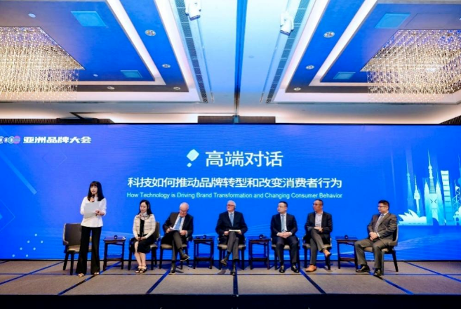 錦湖輪胎的中國(guó)董事長(zhǎng)楊洵表示：“錦湖始終致力于提供卓越的產(chǎn)品、高效的智能制造體系和堅(jiān)實(shí)的品牌建設(shè)，以滿(mǎn)足全球消費(fèi)者和合作伙伴的需求，并不斷探索汽車(chē)和輪胎領(lǐng)域的智能出行解決方案。”