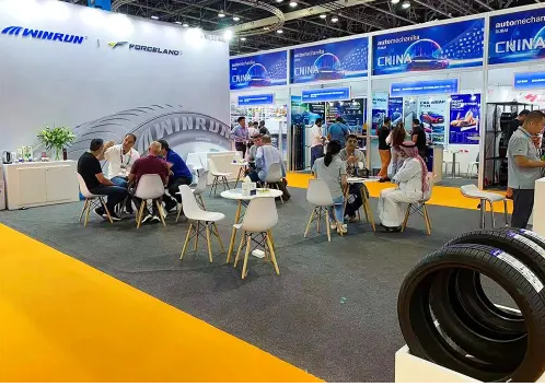 AUTOMECHANIKA DUBAI 2023一如既往地吸引了來自世界各地的知名品牌，向成千上萬的供應(yīng)商、消費者和行業(yè)專業(yè)人士展示了最新的產(chǎn)品和技術(shù)，因而在中東汽車后市場領(lǐng)域享有盛譽。