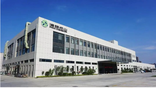 美國SEMA SHOW一直以其高度專業(yè)化而著稱，是世界各大汽配展中備受矚目的盛會，每年吸引數(shù)十萬車主和專業(yè)人士前來參觀。據(jù)官方消息，本次展會將有超過2,000種新品首次亮相，吸引來自全球100多個國家的150,000多名專業(yè)買家。