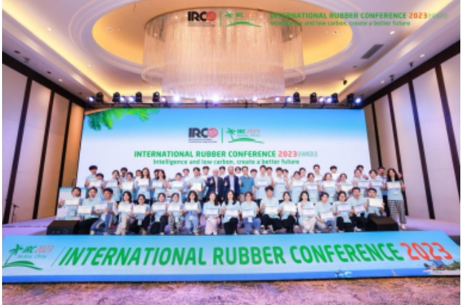 IRC2023同時(shí)設(shè)有展覽，共有28家參展企業(yè)，展示了涉及輪胎、天然橡膠、合成橡膠、骨架材料、硫化劑等領(lǐng)域的新技術(shù)和產(chǎn)品。此次展覽還為企業(yè)和高校的博士、碩士研究生提供了就職交流的機(jī)會(huì)。