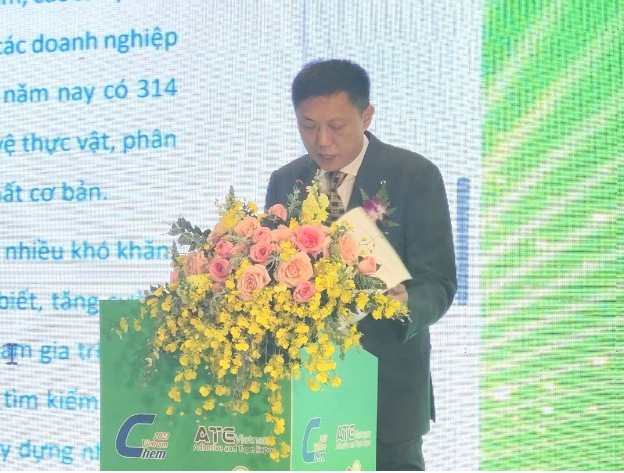 由中國(guó)膠粘劑和膠粘帶工業(yè)協(xié)會(huì)、中國(guó)國(guó)際貿(mào)易促進(jìn)委員會(huì)化工行業(yè)分會(huì)、越南國(guó)家化工總公司、越南國(guó)際廣告博覽中心聯(lián)合主辦的2023越南國(guó)際膠粘劑與膠粘帶展于11月15日在越南胡志明市西貢會(huì)展中心盛大開(kāi)幕，為期三天，將一直持續(xù)到17日下午。