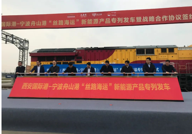 延長(zhǎng)橡膠前10月份輪胎出口305萬(wàn)條，同比增40.02%。